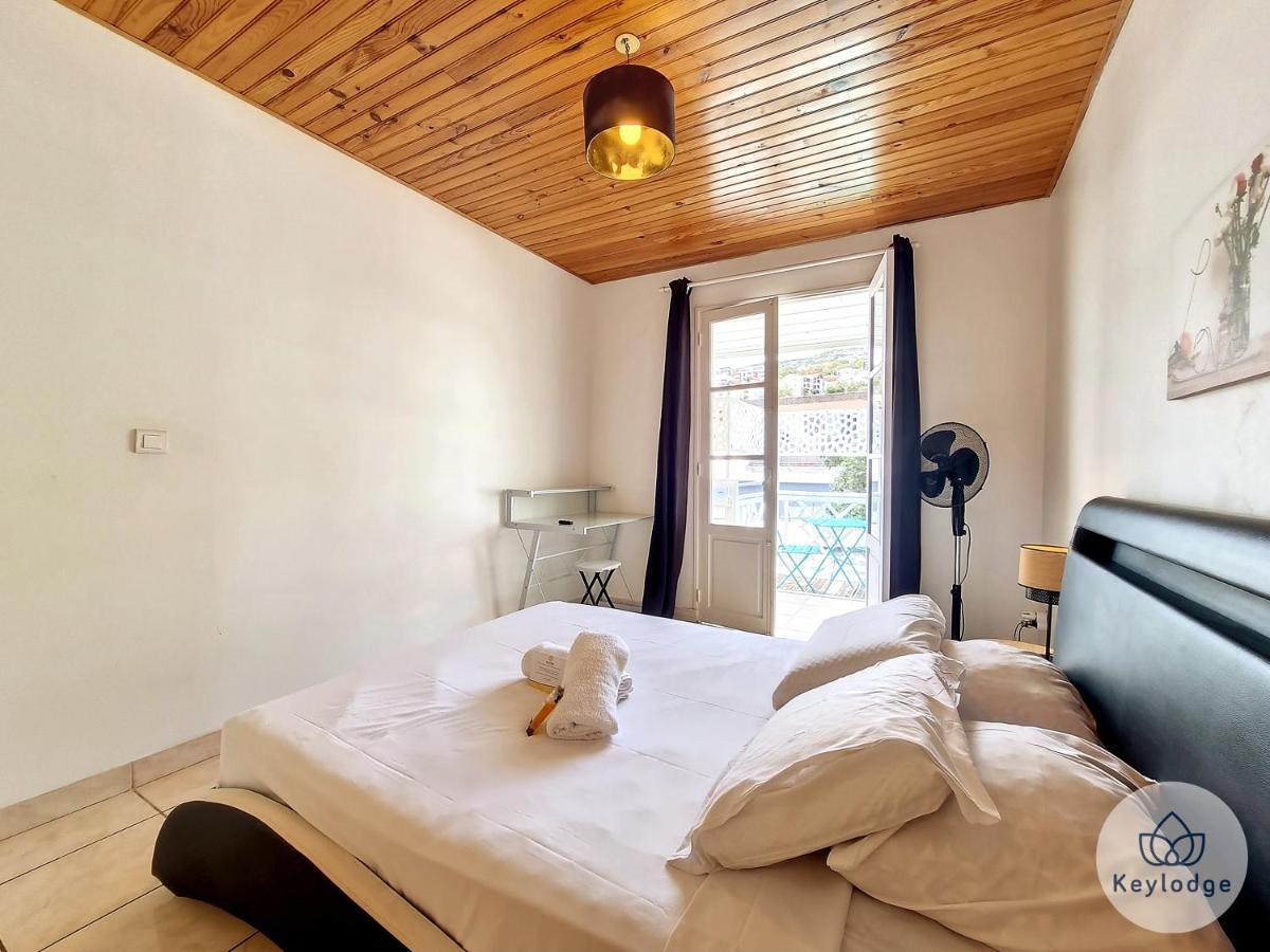 Paul Et Aliette - T3 Classe 3 Etoiles - 70M2 - Saint-Denis Extérieur photo